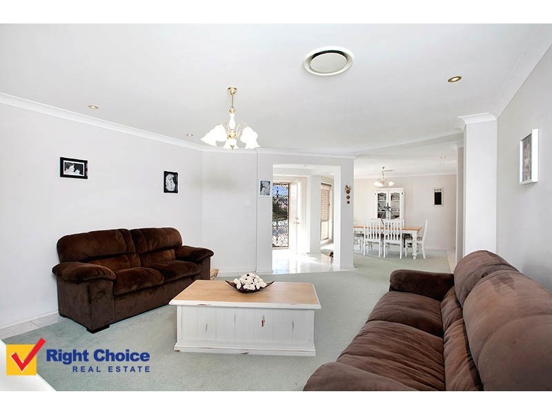 8 Helena Place, Albion Park NSW 2527