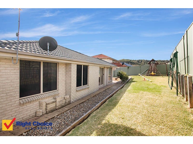 8 Helena Place, Albion Park NSW 2527