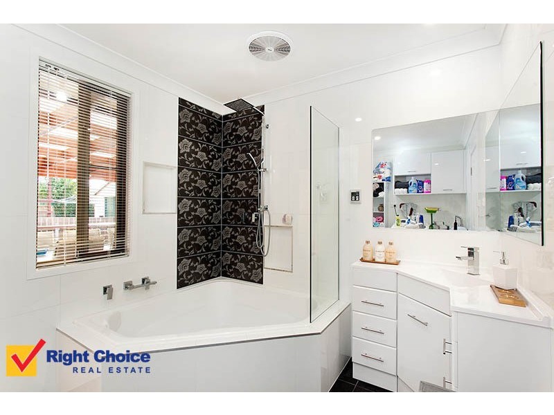 4 Jones Avenue, Mount Warrigal NSW 2528