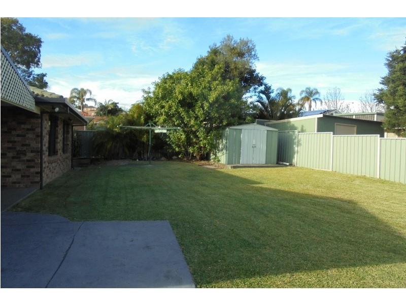 3 Barcoo Circuit, Albion Park NSW 2527