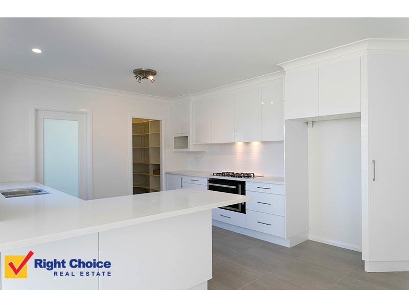 2/39 Addison Avenue, Lake Illawarra NSW 2528