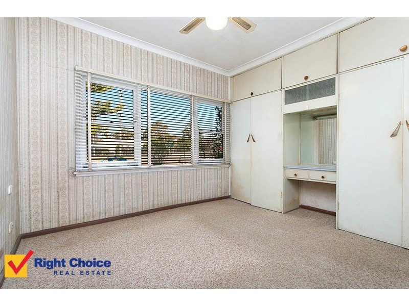 4 Tongarra Road, Albion Park Rail NSW 2527