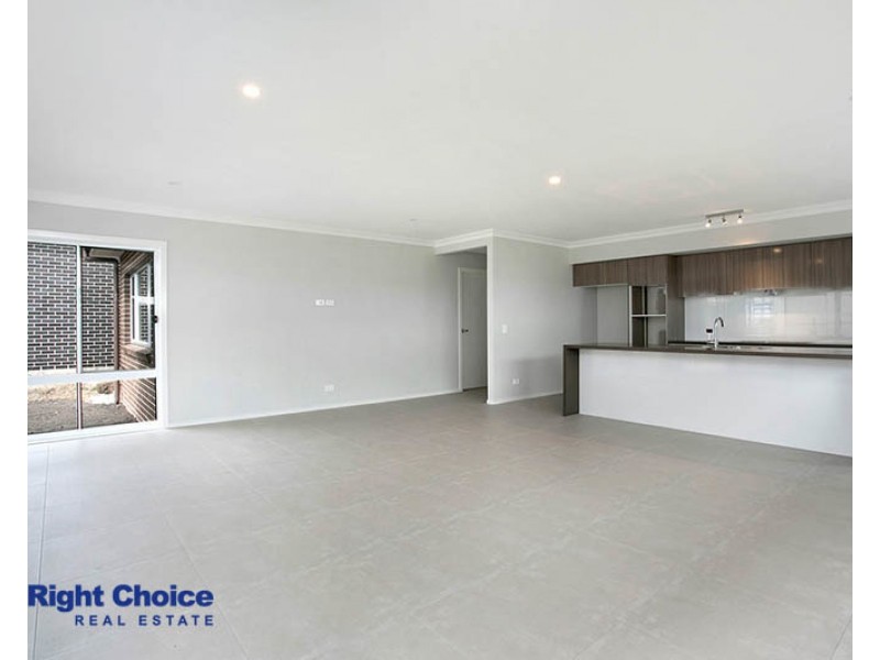 8 Red Sands Avenue, Shell Cove NSW 2529