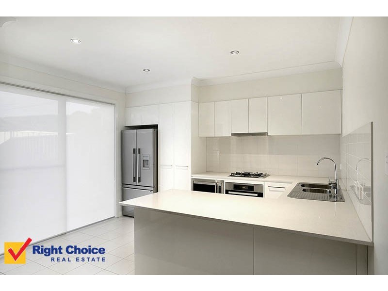 2/12 Propane Street, Albion Park NSW 2527