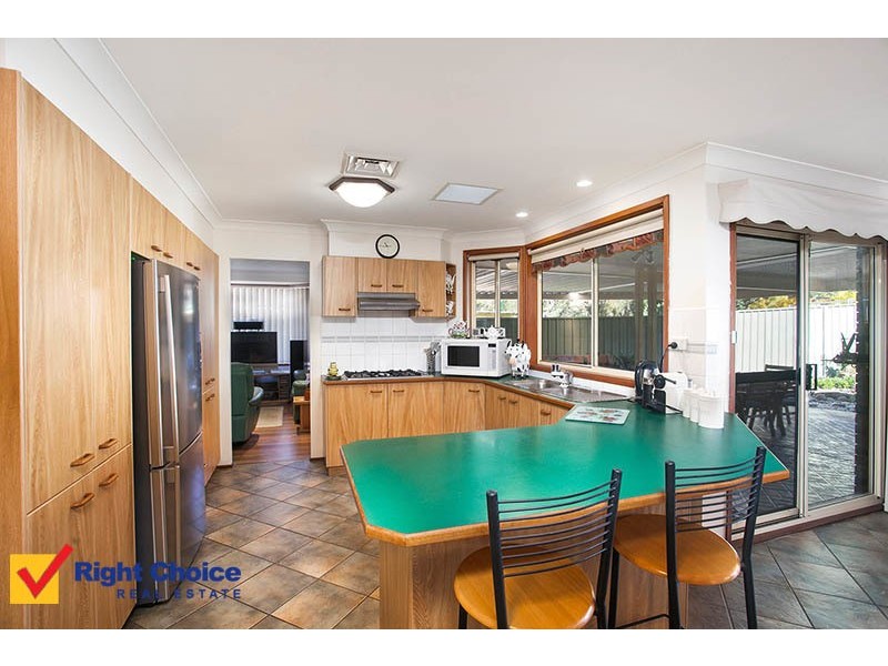 4 Juniper Place, Farmborough Heights NSW 2526