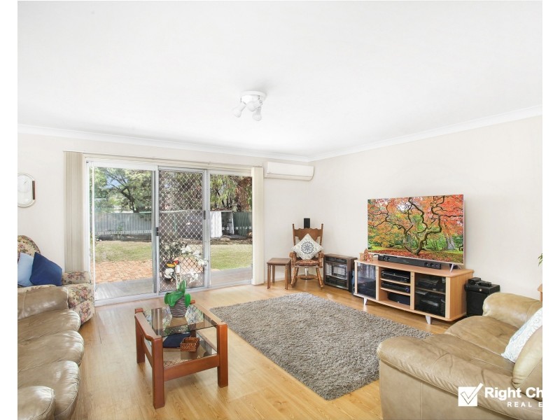 16 The Esplanade, Oak Flats NSW 2529