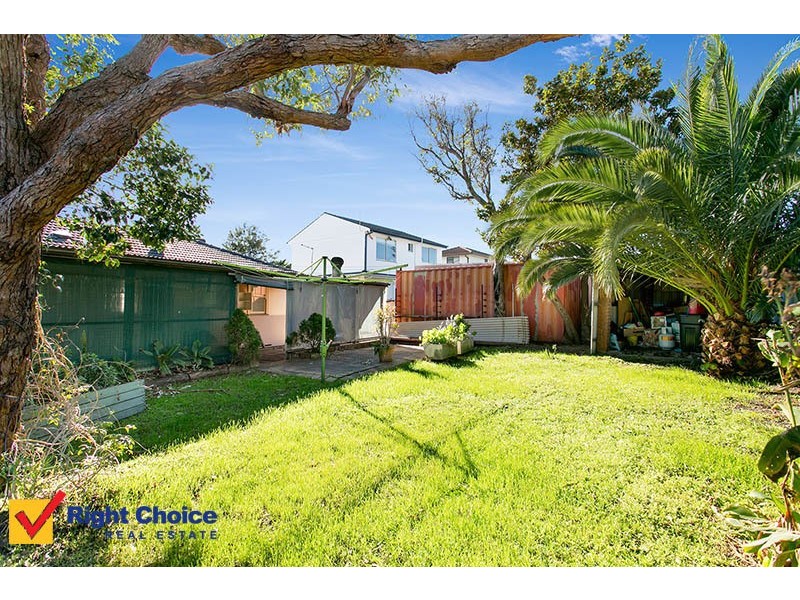 37 Day Street, Lake Illawarra NSW 2528