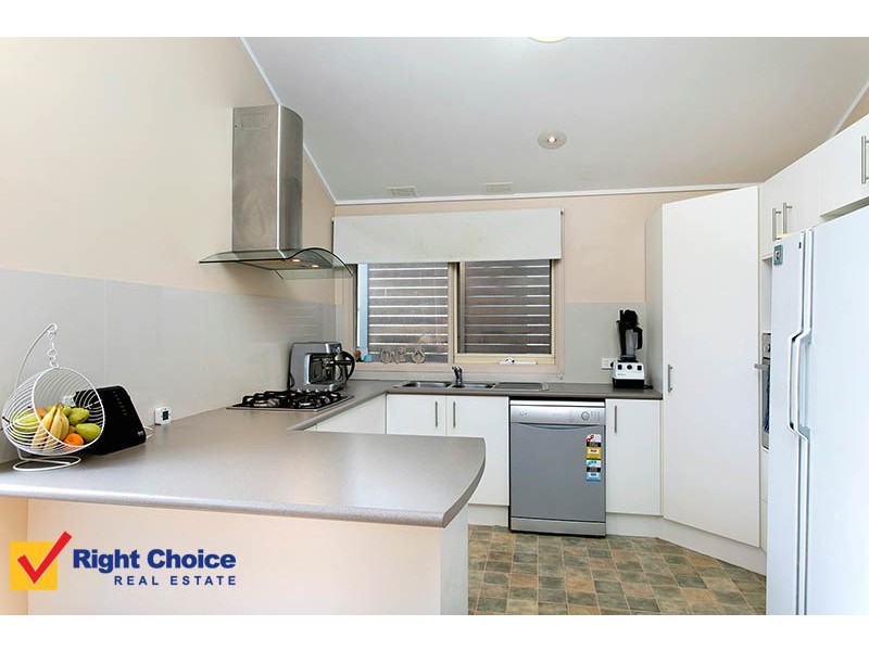 2A Bligh Place, Barrack Heights NSW 2528