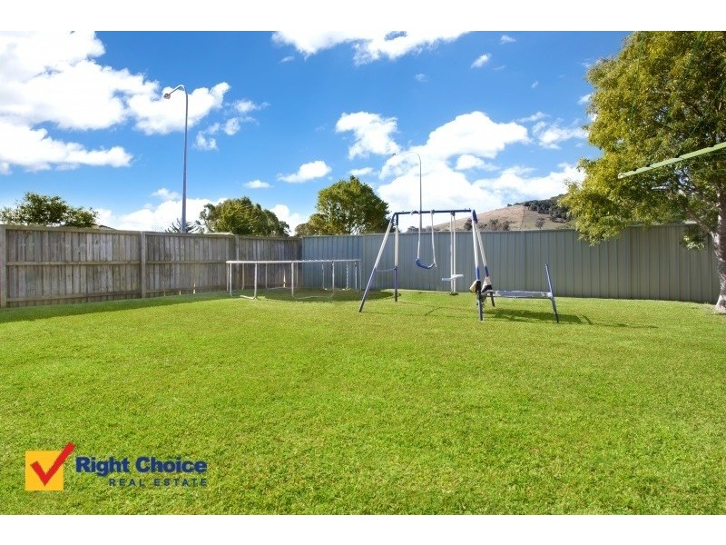 7 Springwood Street, Albion Park NSW 2527