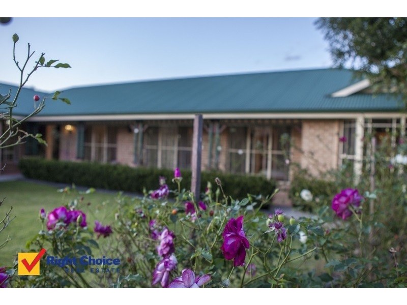 14 Avon Close, Albion Park NSW 2527