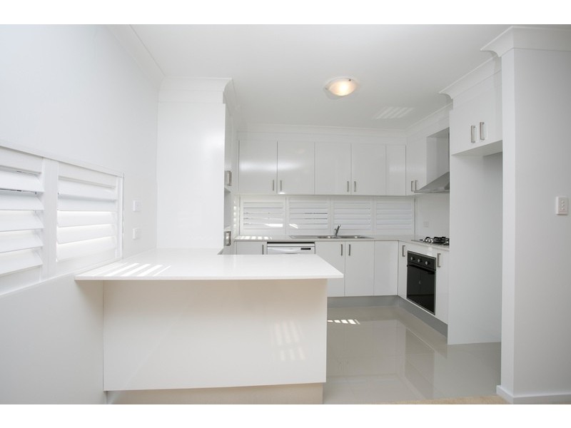 1/208-210 Tongarra Road, Albion Park NSW 2527