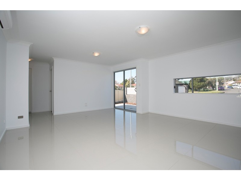 1/208-210 Tongarra Road, Albion Park NSW 2527