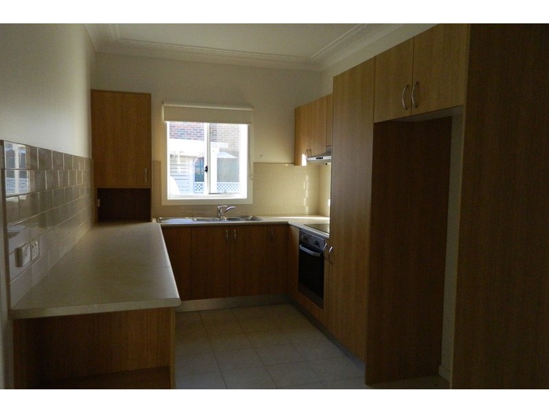 1/90 Ocean Street, Windang NSW 2528