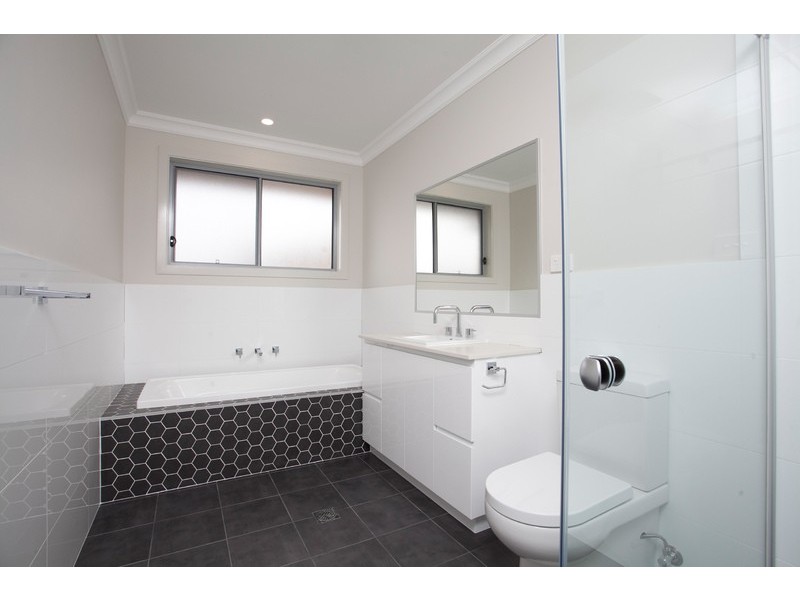 28 Dillon Road, Flinders NSW 2529