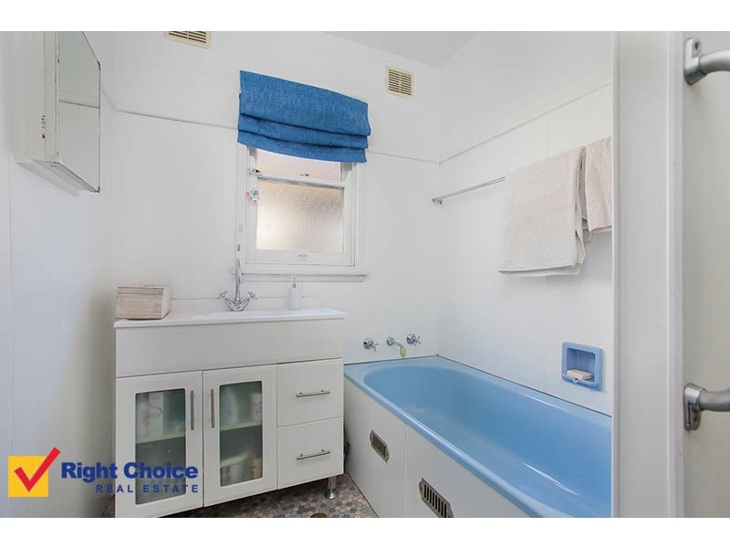 15 Calderwood Road, Albion Park NSW 2527