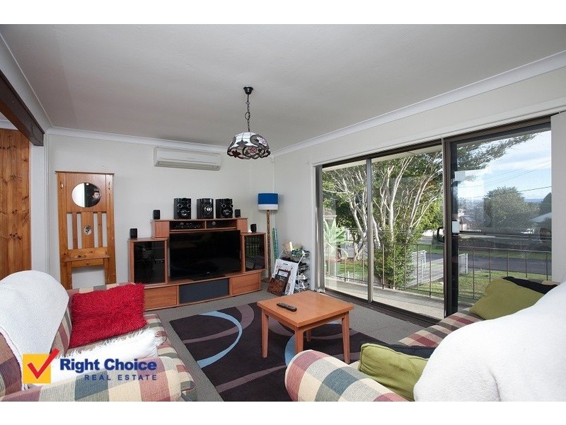 4 Elouera Street, Lake Illawarra NSW 2528