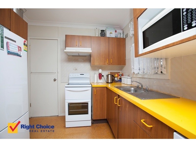 4 Elouera Street, Lake Illawarra NSW 2528