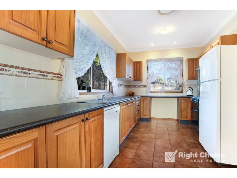 16 Allinga Drive, Oak Flats NSW 2529