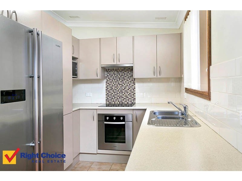 7 Gordon Avenue, Oak Flats NSW 2529