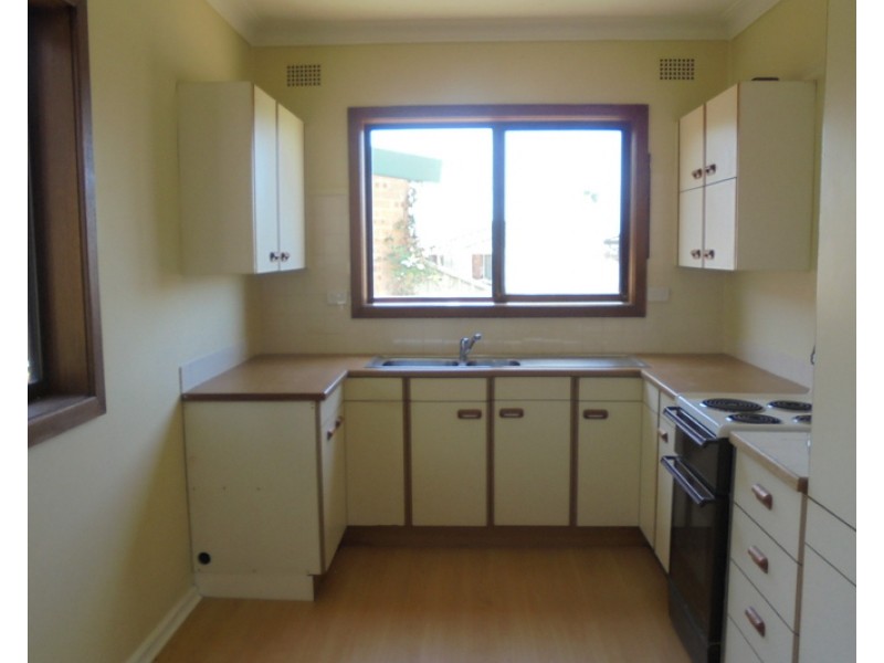 27 Stephanie Avenue, Warilla NSW 2528