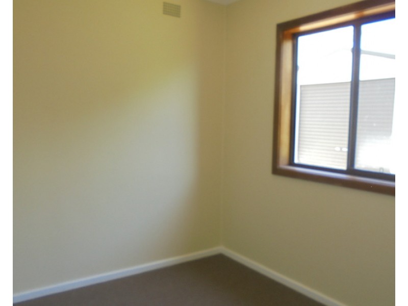 27 Stephanie Avenue, Warilla NSW 2528