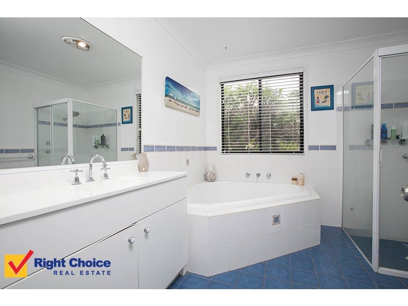 4 Whitsunday Drive, Shell Cove NSW 2529