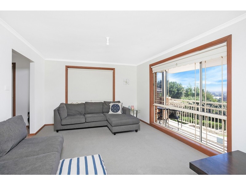 18 Abercrombie Crescent, Albion Park NSW 2527