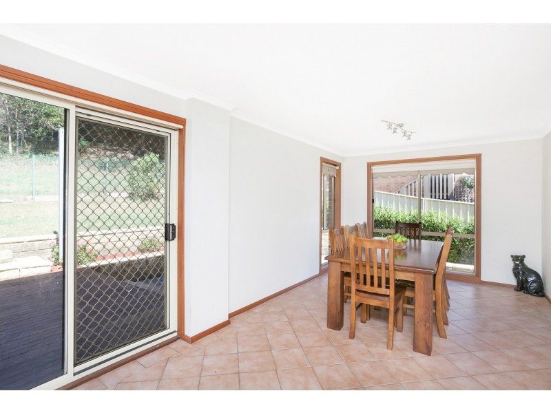 18 Abercrombie Crescent, Albion Park NSW 2527