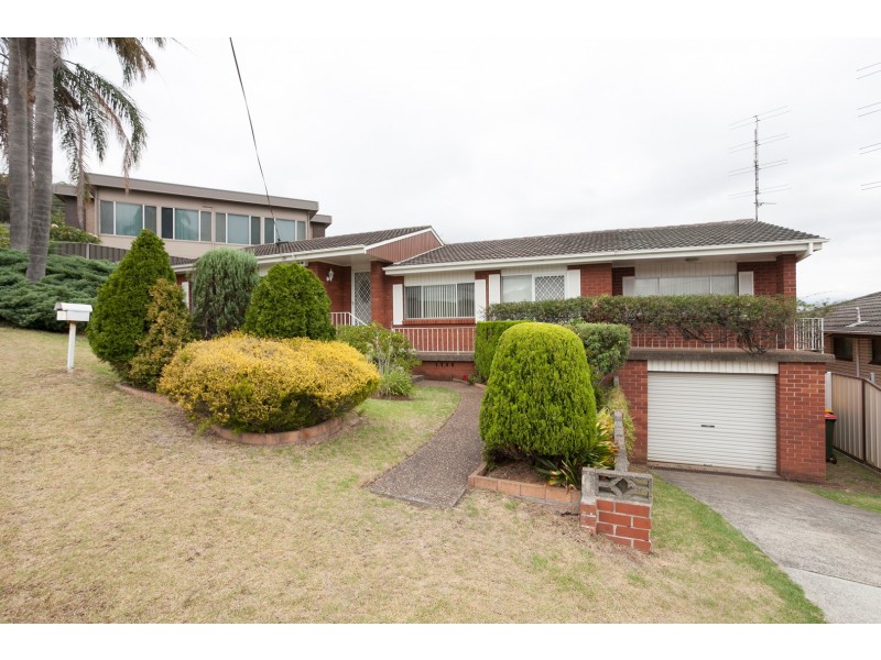 1 Strickland Avenue, Mount Warrigal NSW 2528