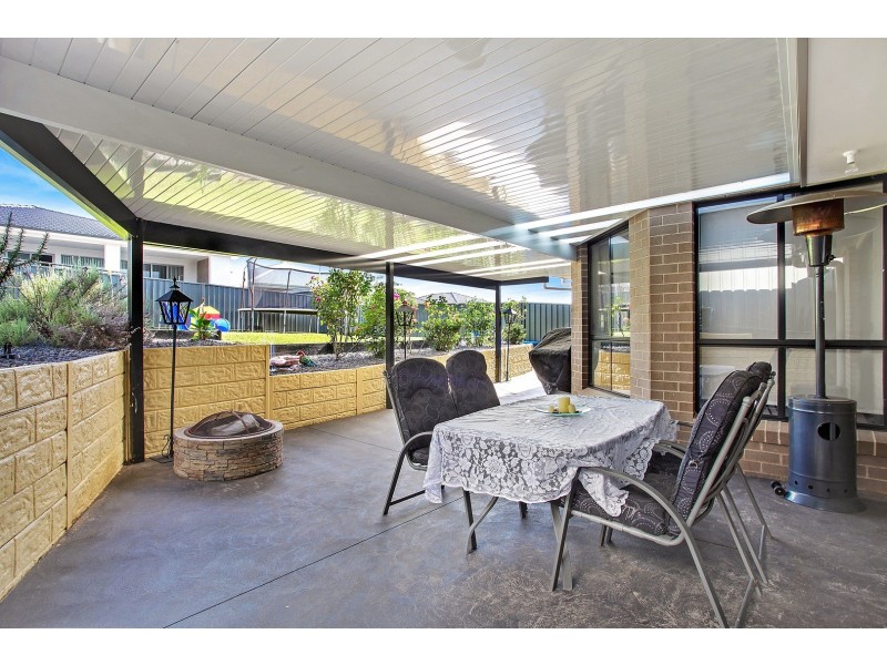 7 Elizabeth Circuit, Flinders NSW 2529