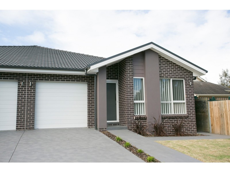 27b Wollingurry Street, Haywards Bay NSW 2530