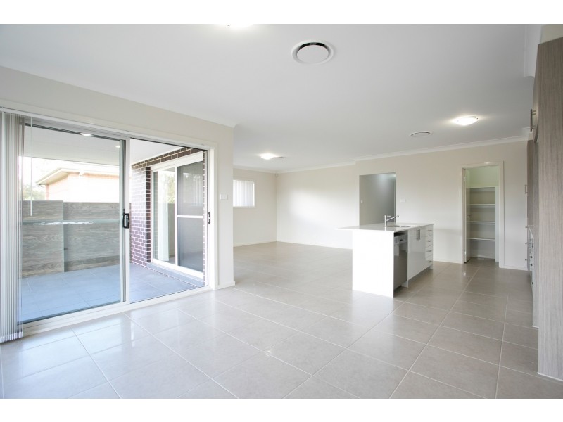 27b Wollingurry Street, Haywards Bay NSW 2530