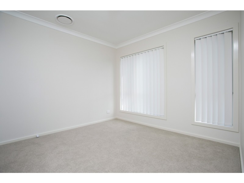 27b Wollingurry Street, Haywards Bay NSW 2530