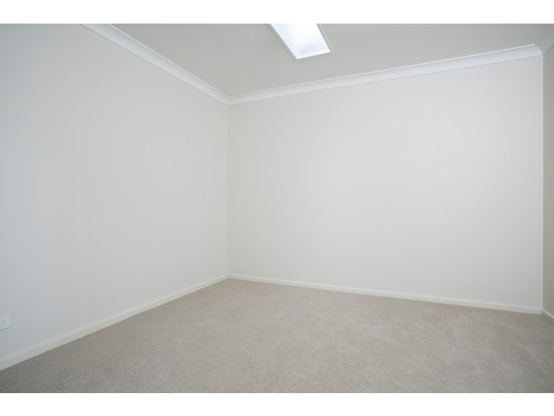 27b Wollingurry Street, Haywards Bay NSW 2530