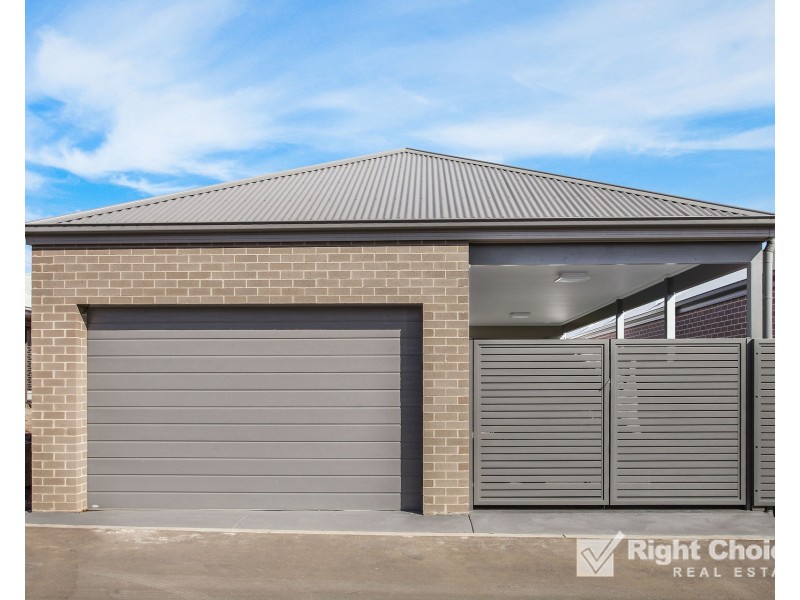 13 Pambula Street, Tullimbar NSW 2527