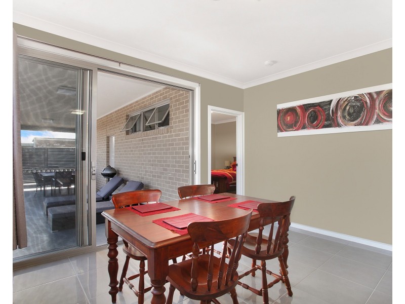 13 Pambula Street, Tullimbar NSW 2527