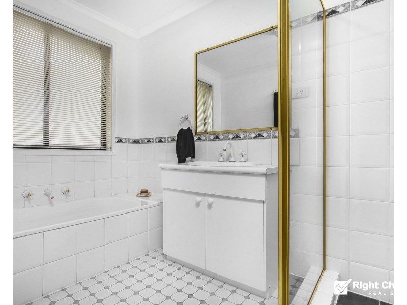 5 Severn Place, Albion Park NSW 2527