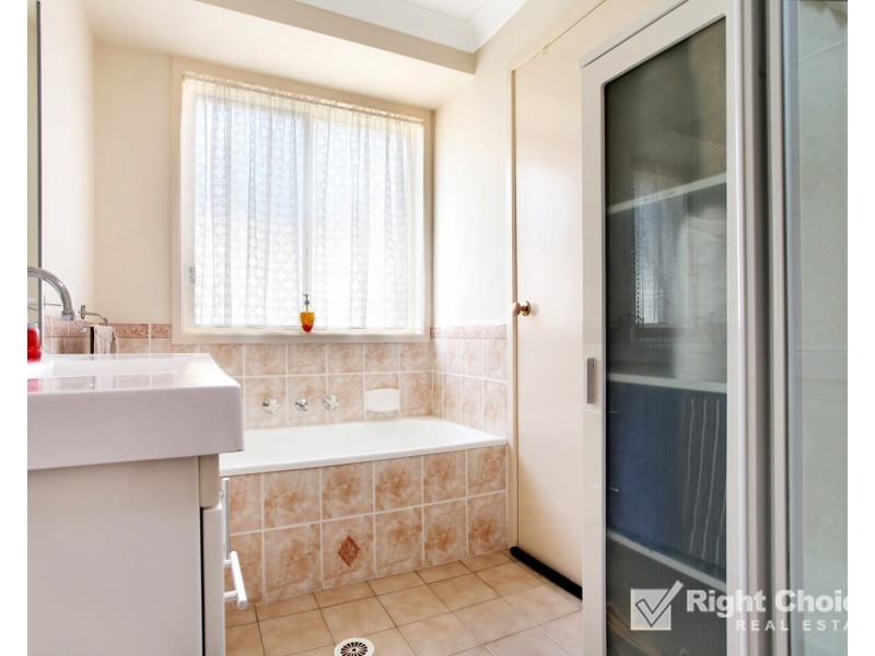5 Raftery Street, Albion Park NSW 2527