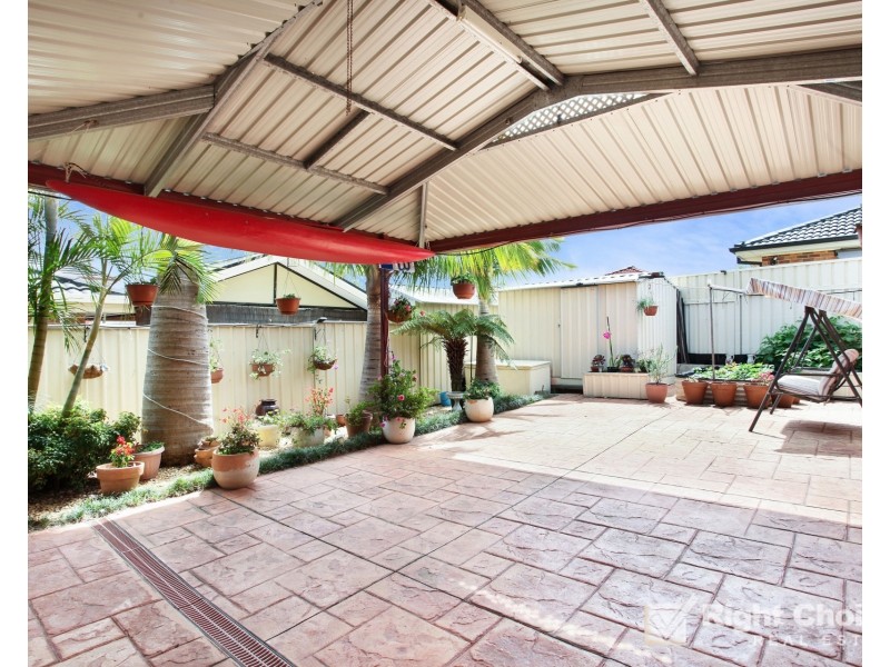 5 Raftery Street, Albion Park NSW 2527