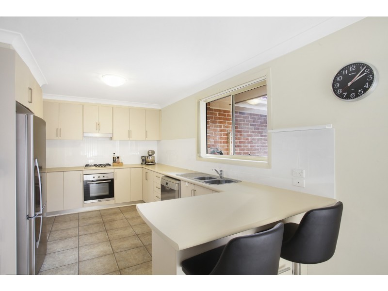 2/26 Wentworth Street, Oak Flats NSW 2529