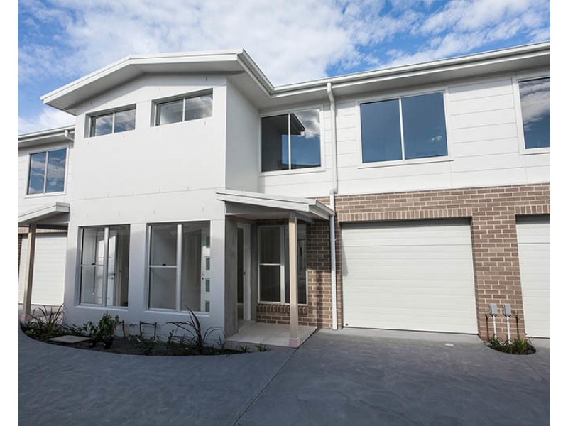 8/19-21 Pur Pur Avenue, Lake Illawarra NSW 2528