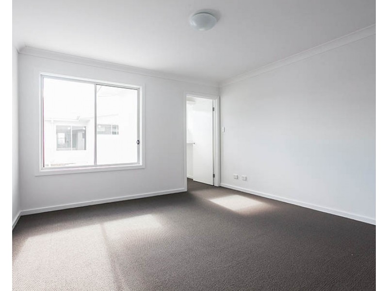8/19-21 Pur Pur Avenue, Lake Illawarra NSW 2528