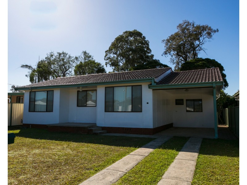 61 Poplar Avenue, Albion Park Rail NSW 2527