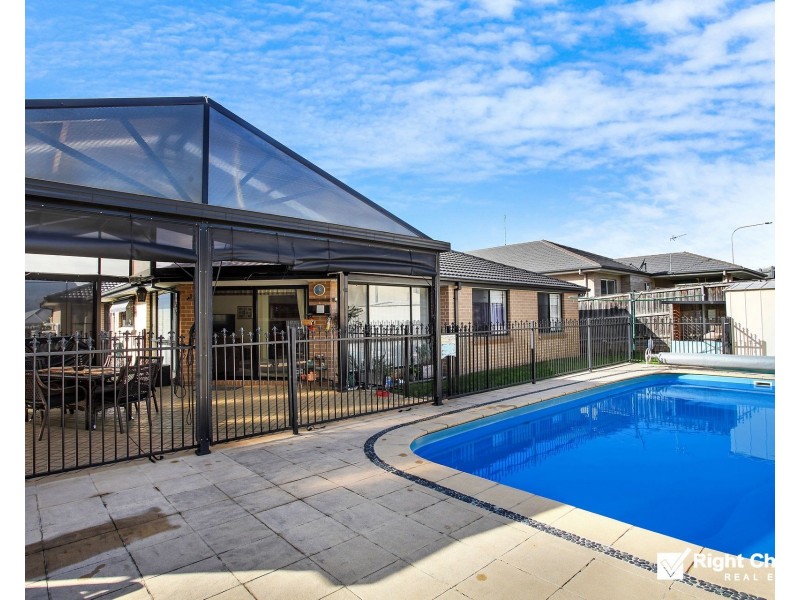 10 Weston Place, Horsley NSW 2530