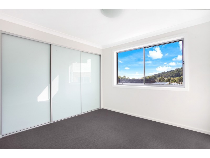 1/14 Headwater Place, Albion Park NSW 2527