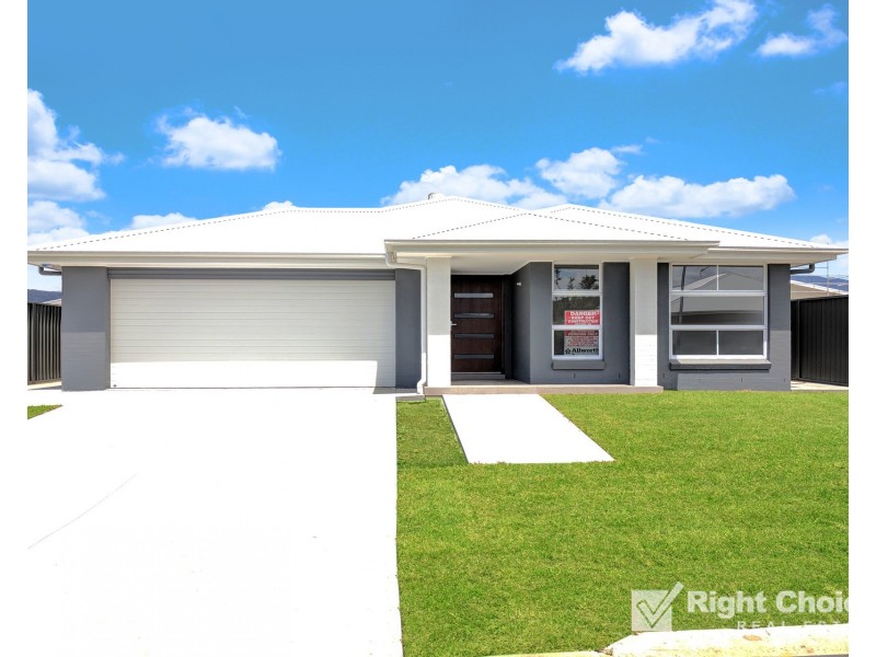 51 Honeybee Crescent, Calderwood NSW 2527