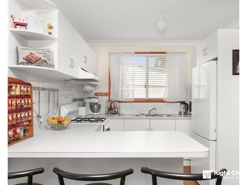8/5 Madden Street, Oak Flats NSW 2529