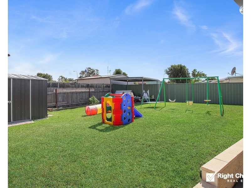 5 Palmae Place, Albion Park Rail NSW 2527