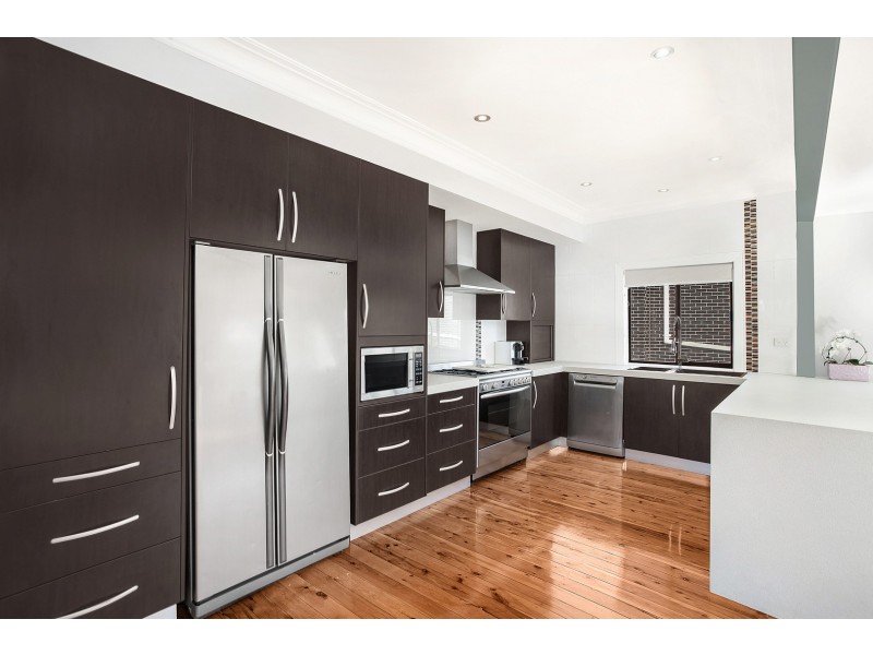 6 Quarry Street, Port Kembla NSW 2505