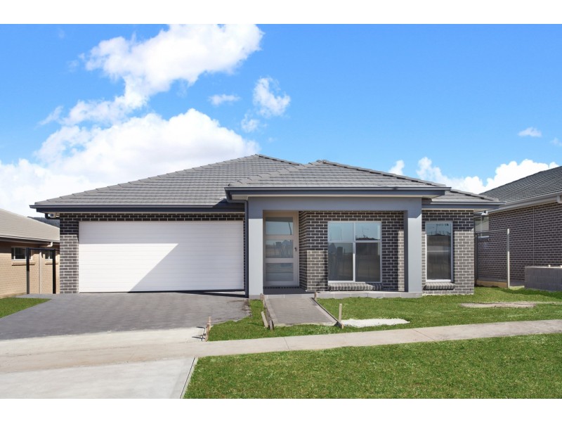 14 Violet Boulevard, Calderwood NSW 2527